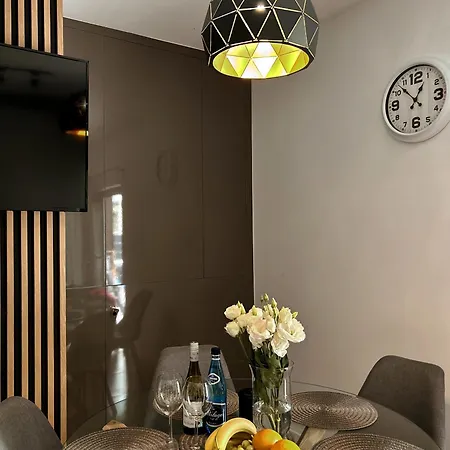 Lux Apart - Apartamenty Z Jacuzzi I Sauna Nad Wisla Ustron Exterior photo